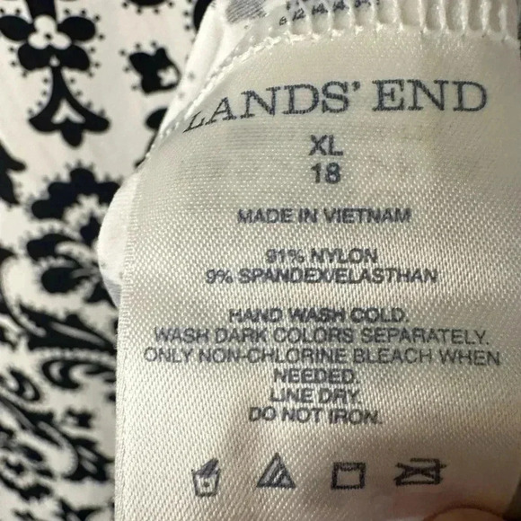 Lands in swim shirt in Black & White an excellent condition beach coastal top - Picture 3 of 8